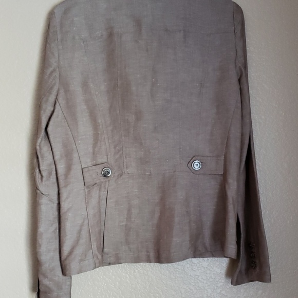 Jacket - Picture 2 of 4